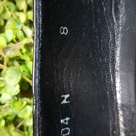 STUART WEITZMAN Crocodile Black Patent Leather Silver Buckle Pump Heels Shoes 8N - Picture 7 of 12